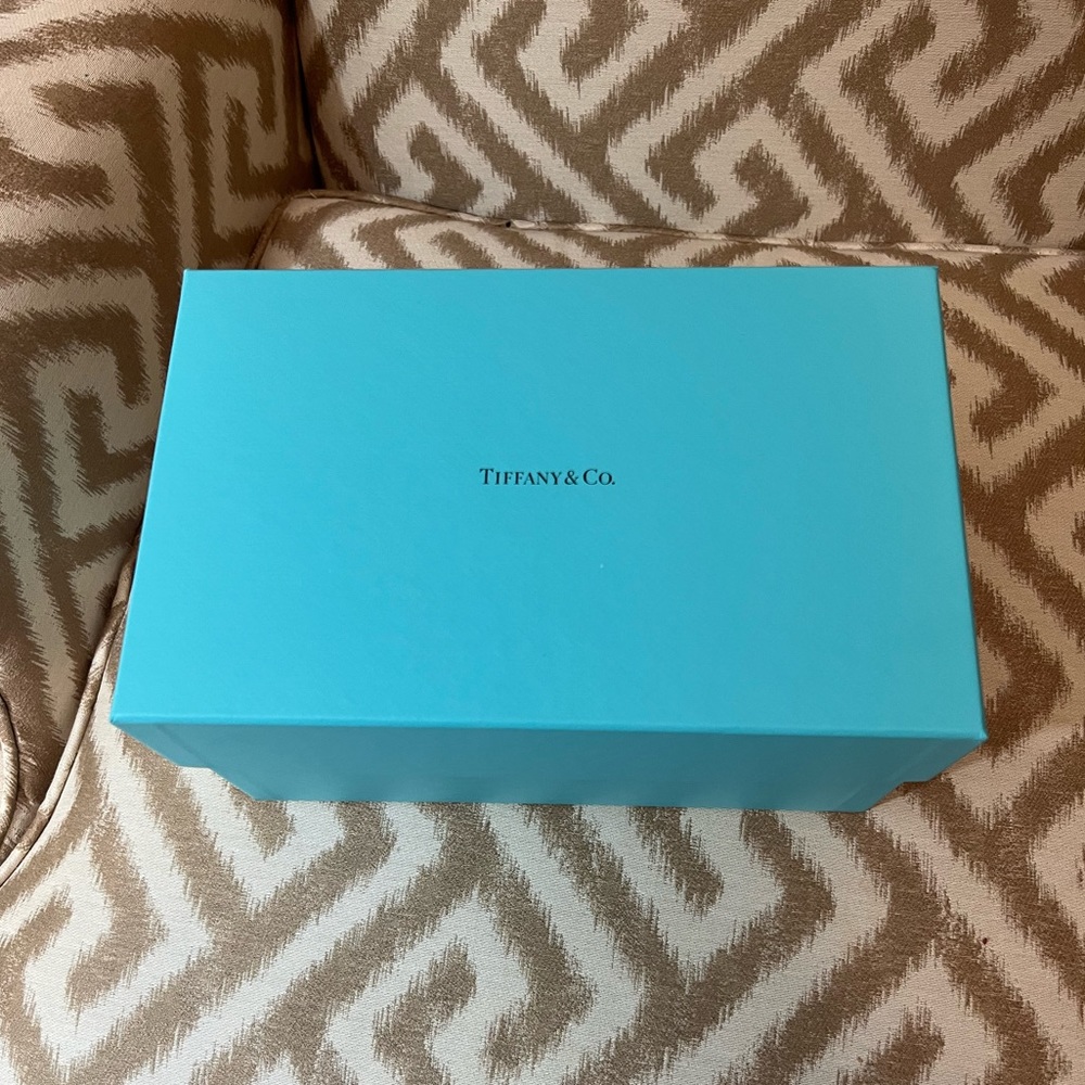 6 pristine Tiffany & co. Boxes never used